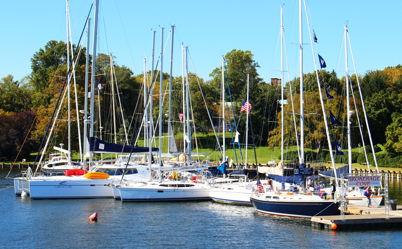 sailboat brokers michigan