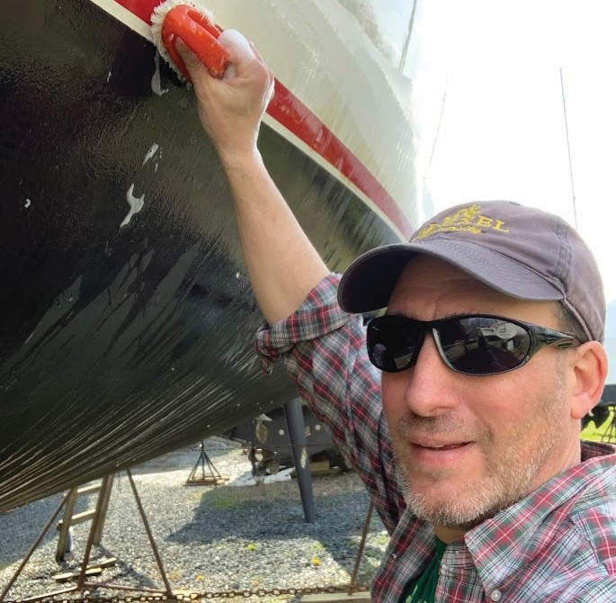 sailboat spring commissioning cleaning hull