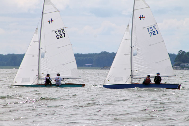 Hampton One-Design sailboats racing Hampton One-Design sailboats racing