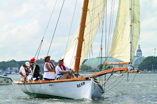 Public sails on the Sandbagger Bear out of NSHOF.