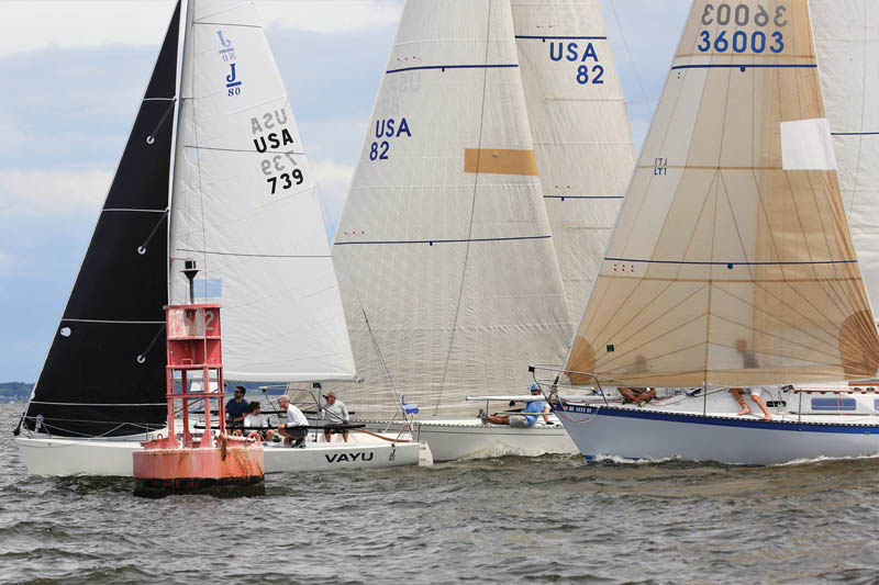 sailboat race at the mark