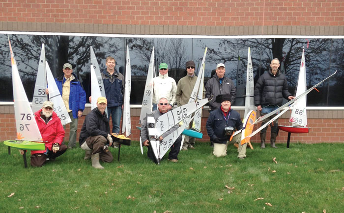 Richmond Model Yacht Club members and their vessels.