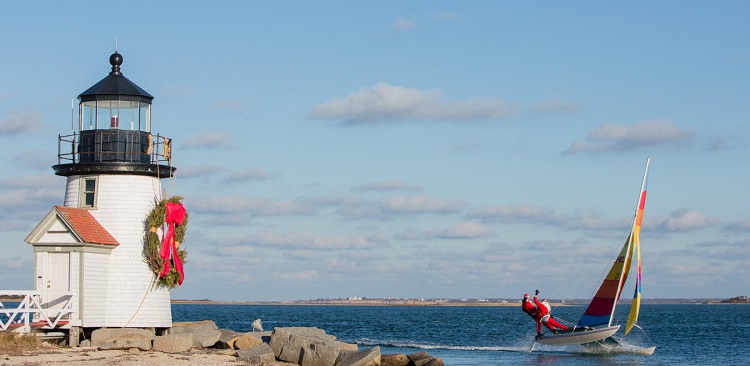 Santa Claus is Sailing to Town!!!