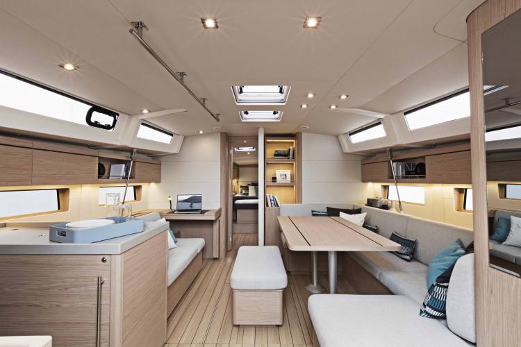 Beneteau Oceanis 46.1 Interior