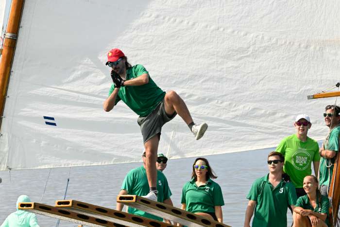 log canoe fun