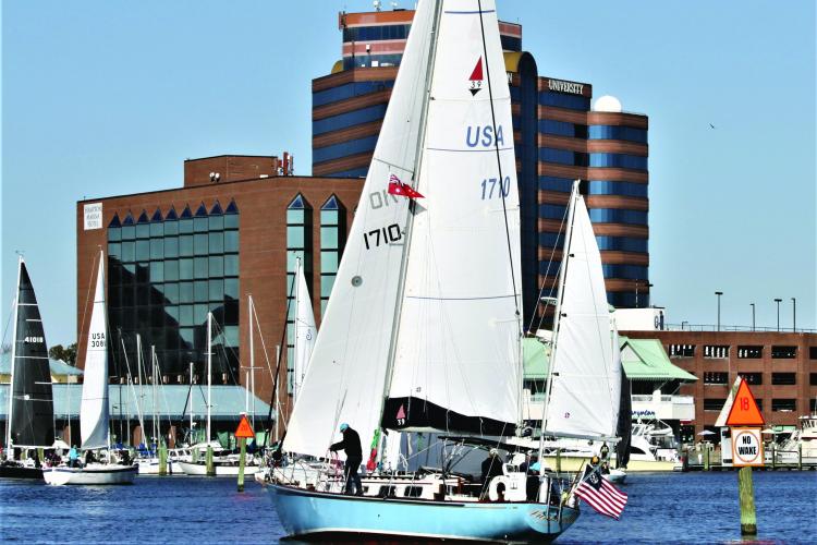 sailing sailboat hampton virginia chesapeake
