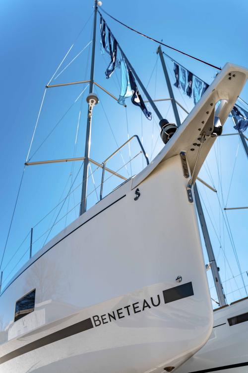 Beneteau oceanis 46.1 from Bow