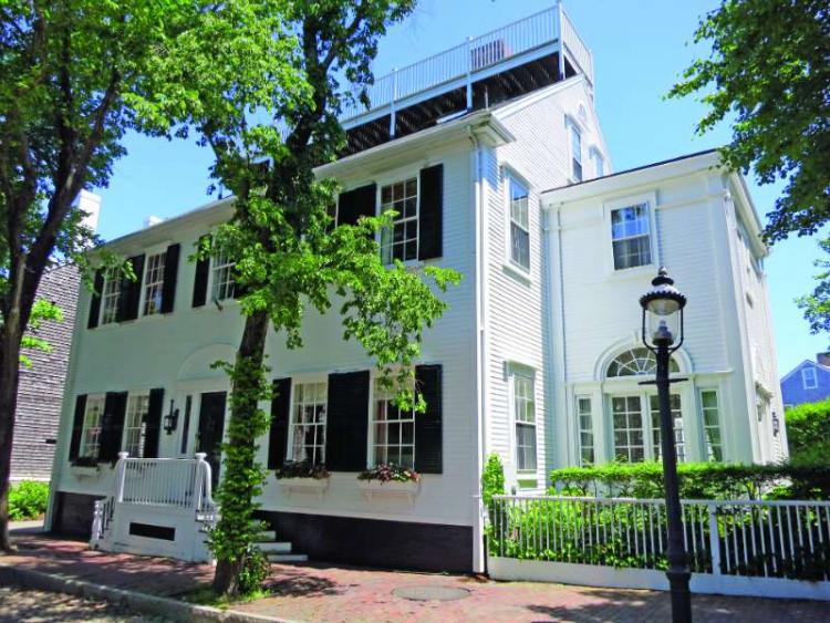 charter sailing nantucket whaling museum