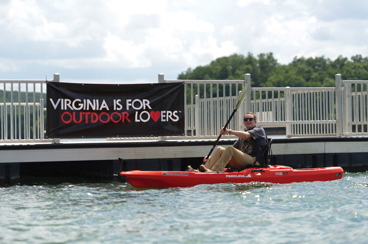 Photo by Office of the Governor / Jack Mayer