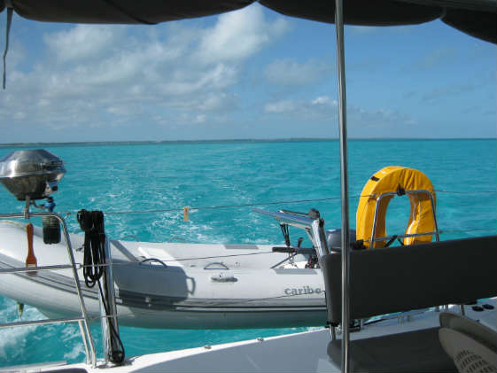charter sailing vacation bahamas