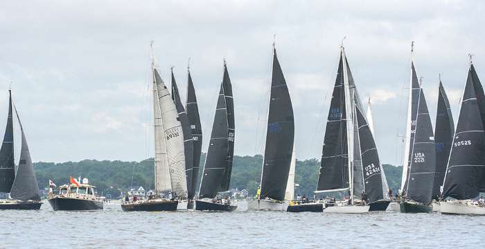 A2N sailboat racing start