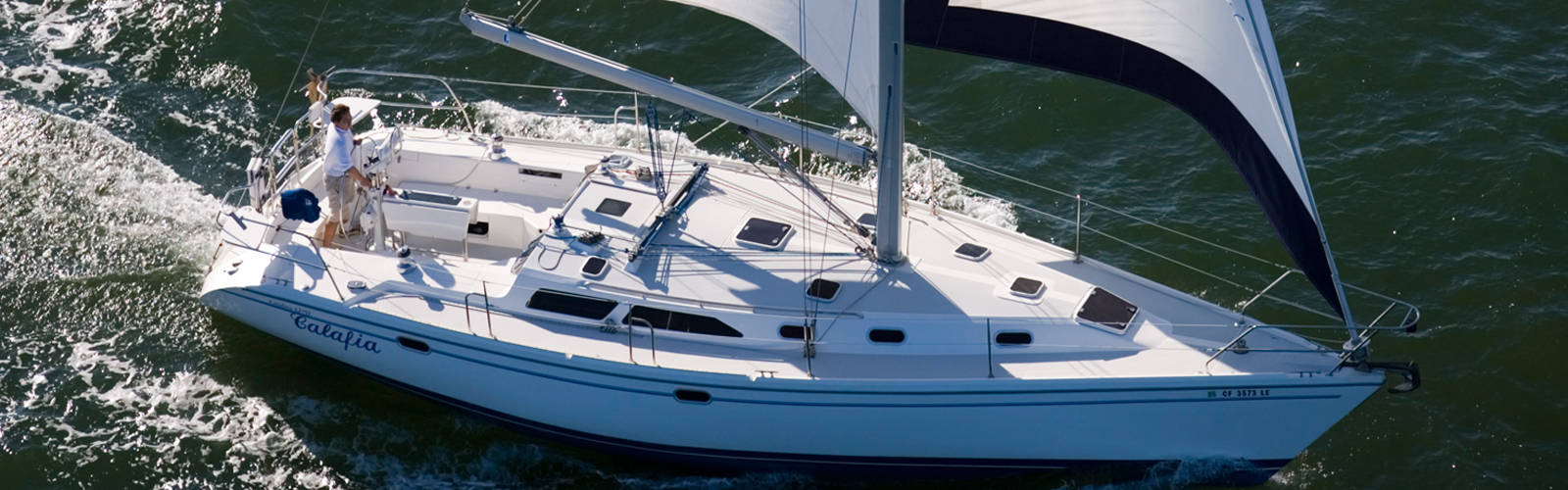 catalina 42 sailboat review