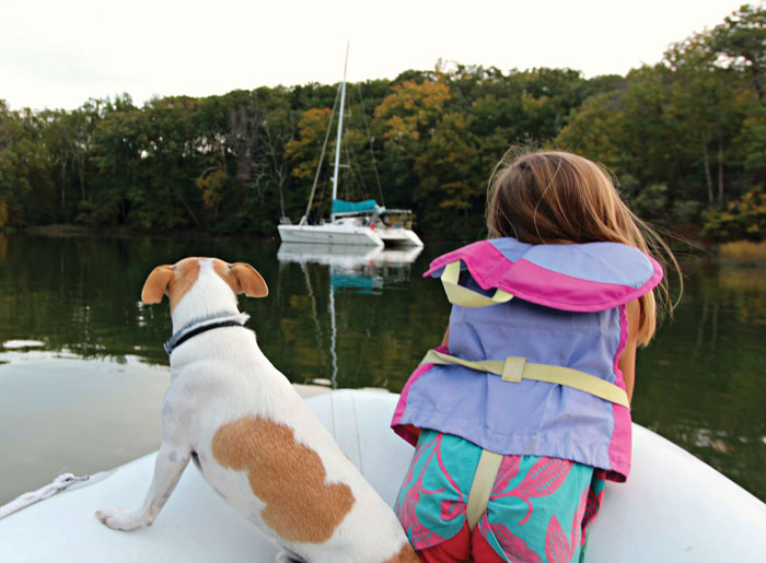 sailing with dog