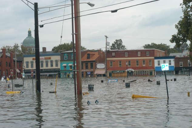 Downtown Annapolis after Hurricane isabel in 2003. Photo by Dave Gendell