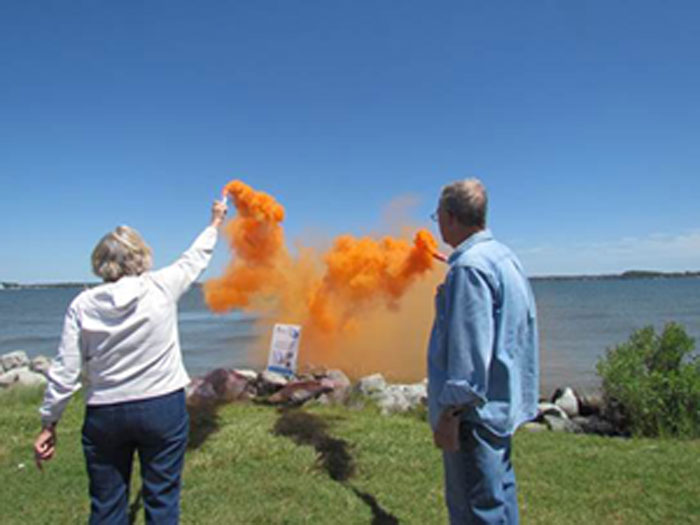 Expired flares can be disposed of by legally igniting them, but improper disposal can cause pollution.