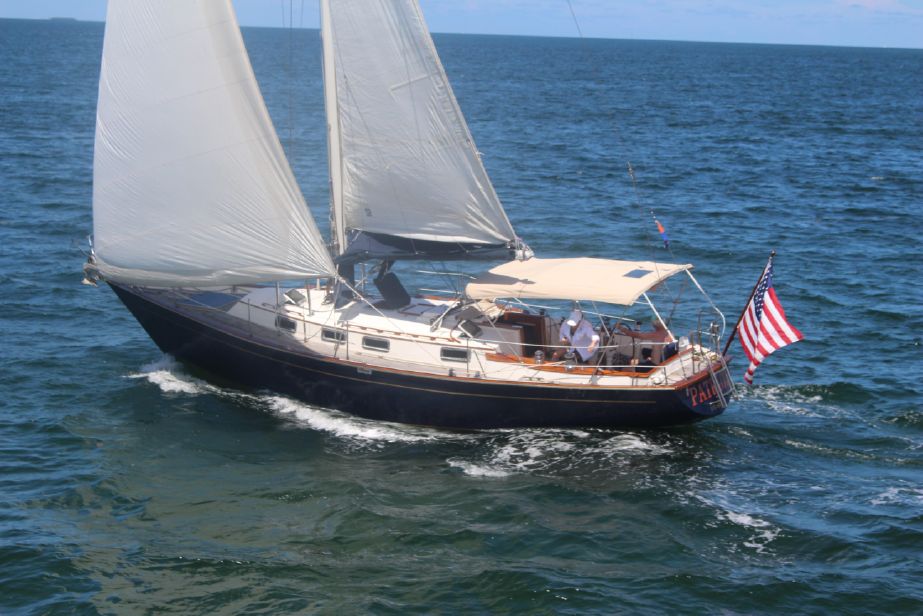 morgan sailboat review