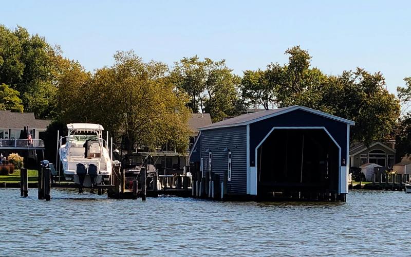 Nice boathouse....