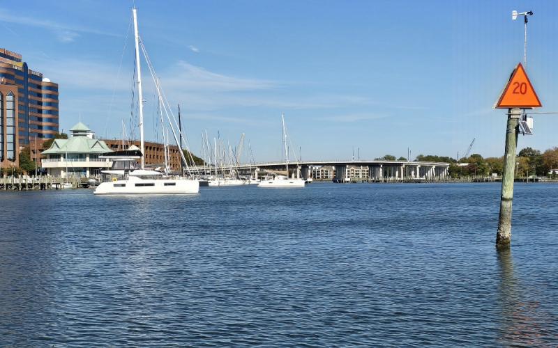 So many boats waiting, I guess we can just anchor in the channel now