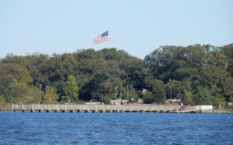 Fishing pier and flag at Fort Smallwood Park