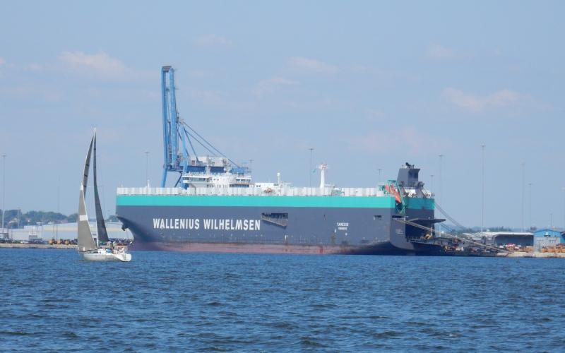 Vehicles carrier Tamesis at Dundalk Marine Terminal