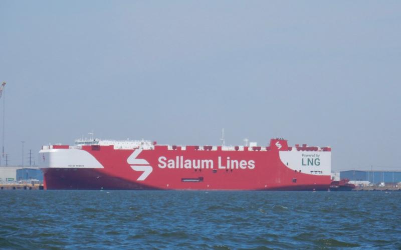 Vehicles carrier Ocean Breeze