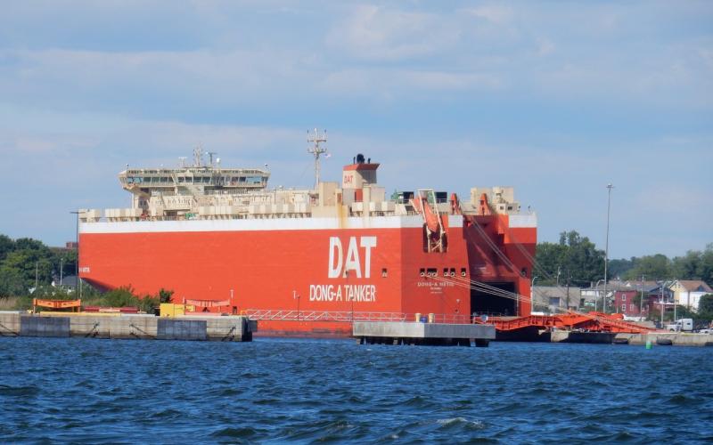 Vehicles carrier Dong-A Metis