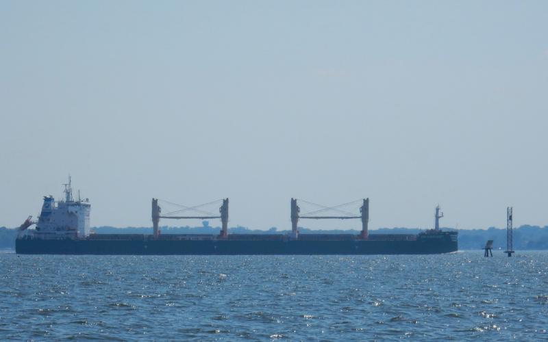 Bulk carrier GH Harvest approaching Seven Foot Knoll Light