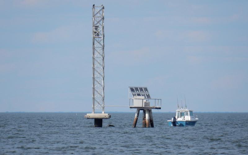Seven Foot Knoll Light