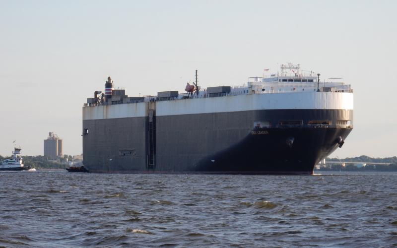 Vehicles Carrier Crux Leader
