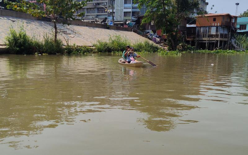 Longtail Boat ride on Pa Sak River Thailand