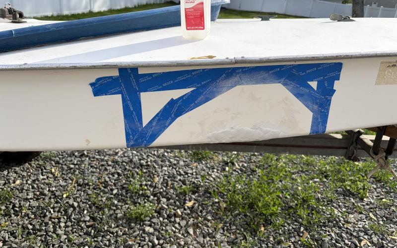 Quick fixes in a few spots on the boat - sanding next