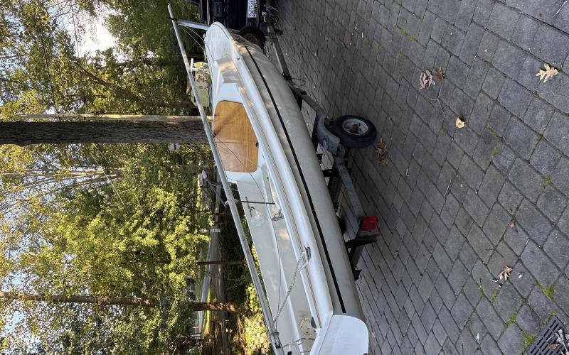 Oday Daysailer off the lift and preparing for winter on the trailer