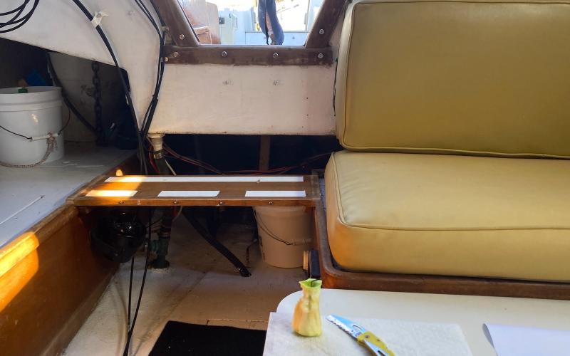 breakfast spot as breeze roars