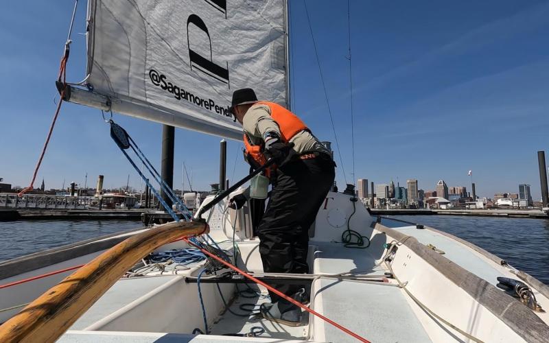 Single-handed Docking