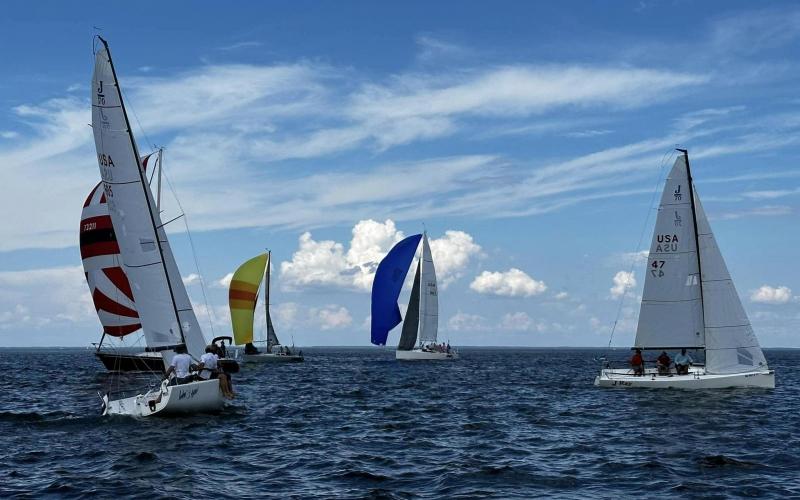 Tight racing today (Ours is the yellow kite)