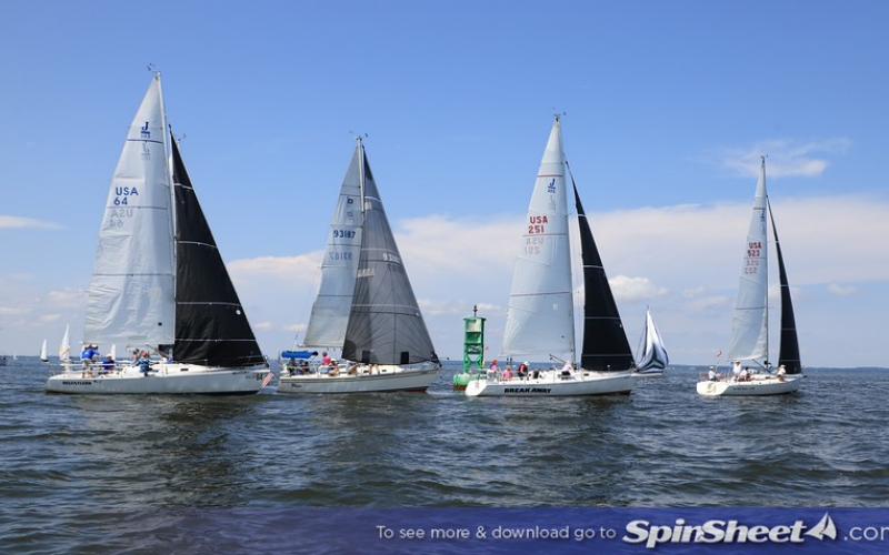 David Sites photo of us rounding the first mark