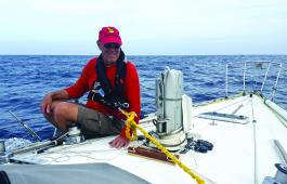 Richard inspects what's left of Molto Bene's mast.