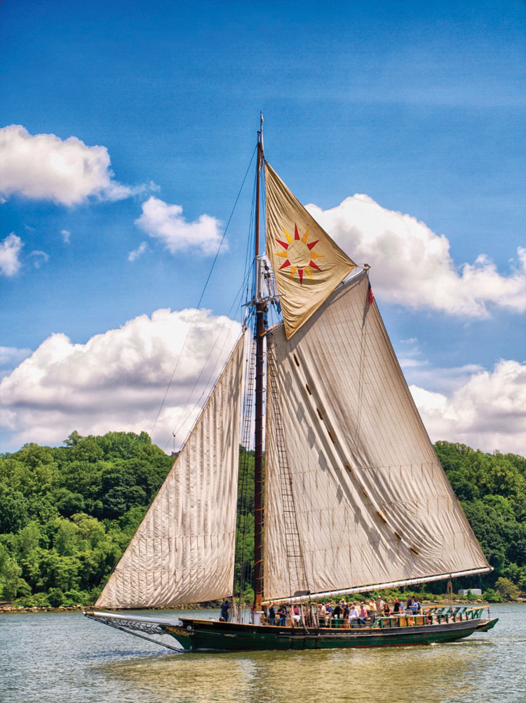 Hudson River Sloop Clearwater. Photo by Dorice Arden