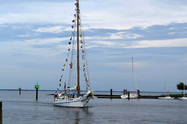 Skipjack Wilma Lee enters her new home waters, Back Creek in Annapolis.